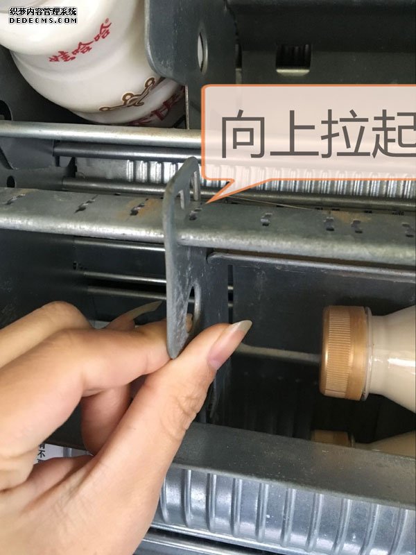 自動售貨機，廣州自動售貨機，自動售貨機廠家，自動售貨機公司，富宏自動售貨機