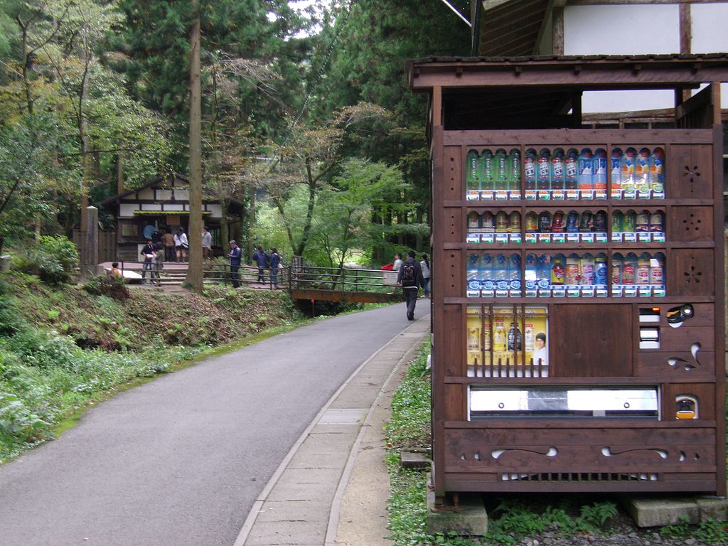 自動售貨機，無人售貨機，廣州自動售貨機，自動售貨機廠家，自動售貨機公司，富宏自動售貨機